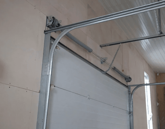 Garage Door Worn-Out Rollers and Hinges