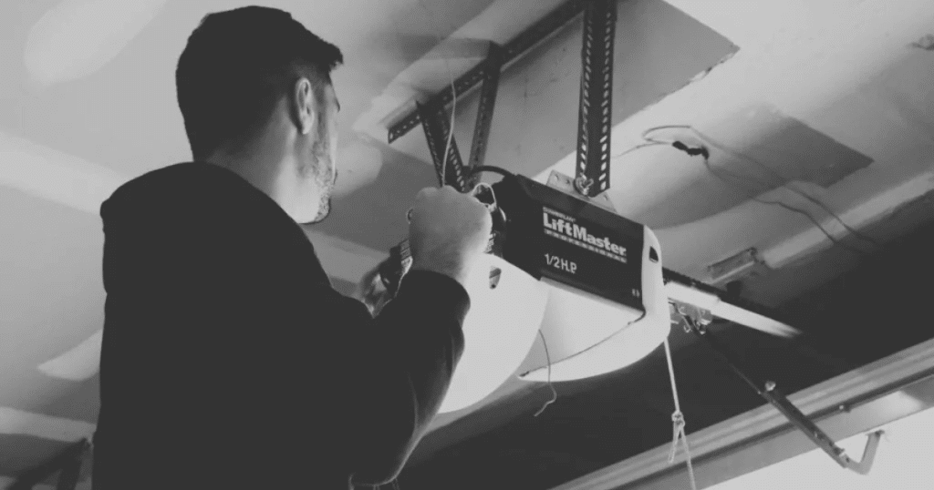 how to replace garage door opener battery